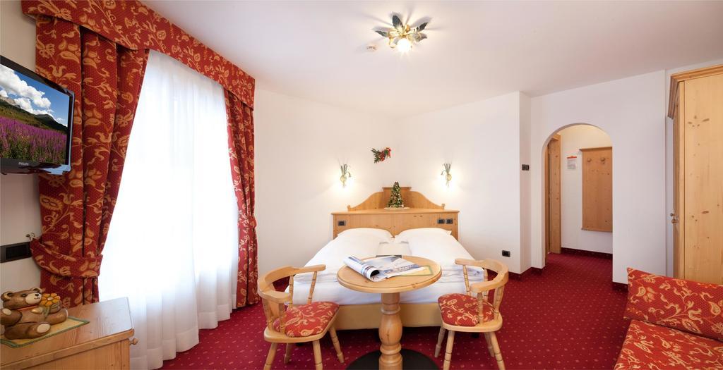 Hotel Garni Laura Arabba Room photo