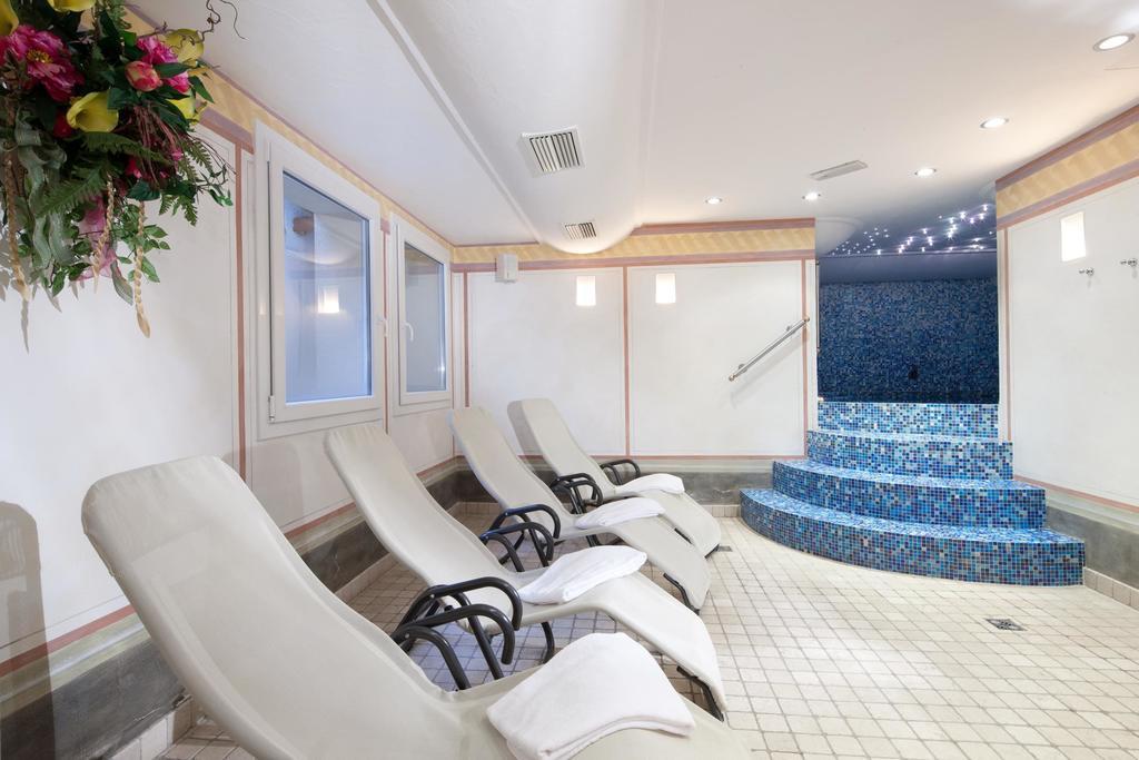 Hotel Garni Laura Arabba Exterior photo
